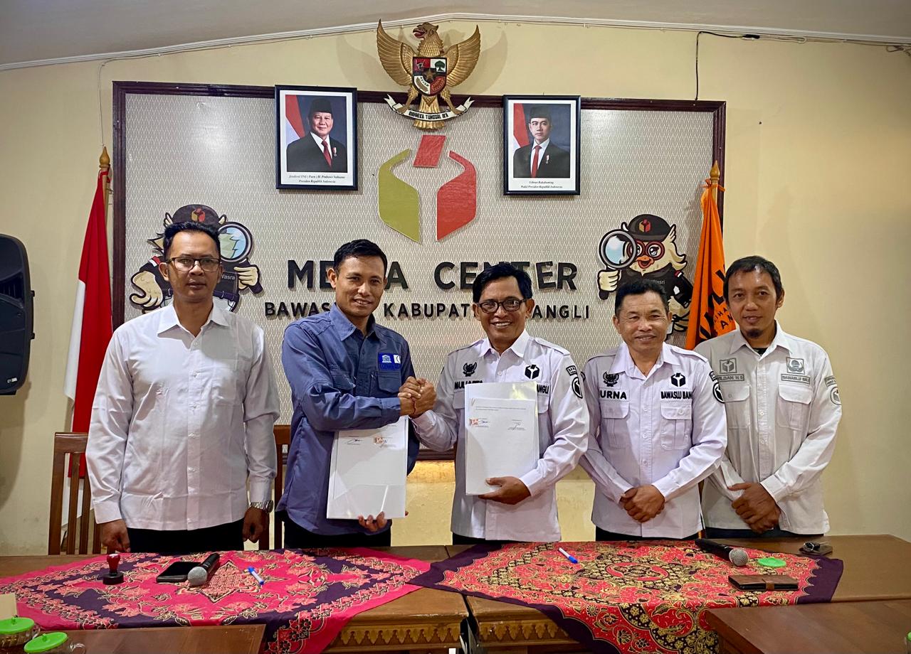 Perkuat Pengawasan Pemilu, Bawaslu Bangli Jalin Kerja Sama dengan DiskominfoSan