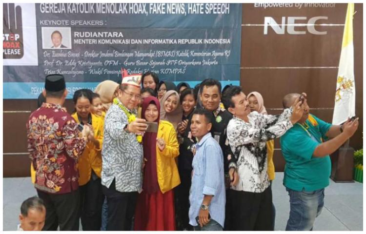 Menkominfo Apresiasi Upaya untuk Merawat Komunikasi Sosial